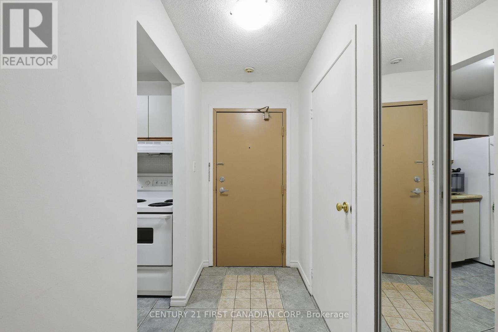 201 - 2228 Trafalgar Street, London East (East E), Ontario  N5V 4J8 - Photo 3 - X13177032