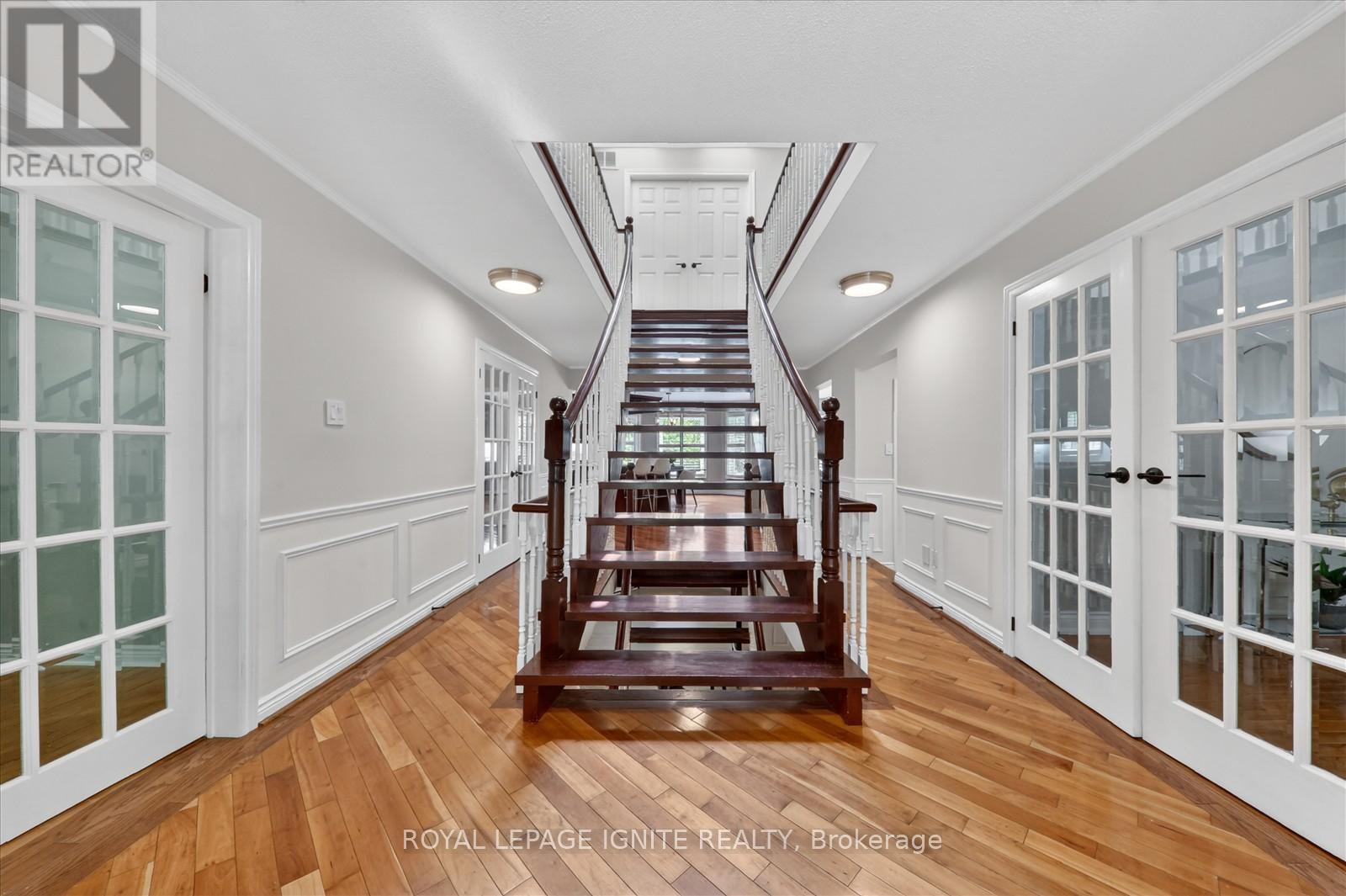 885 Baylawn Drive, Pickering, Ontario  L1X 2N7 - Photo 7 - E13176392