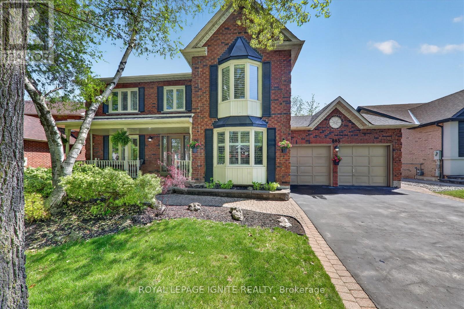 885 Baylawn Drive, Pickering, Ontario  L1X 2N7 - Photo 5 - E13176392