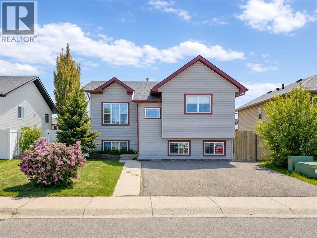 263 Upland Avenue, Brooks, Alberta  T1R 1K1 - Photo 1 - A2279537