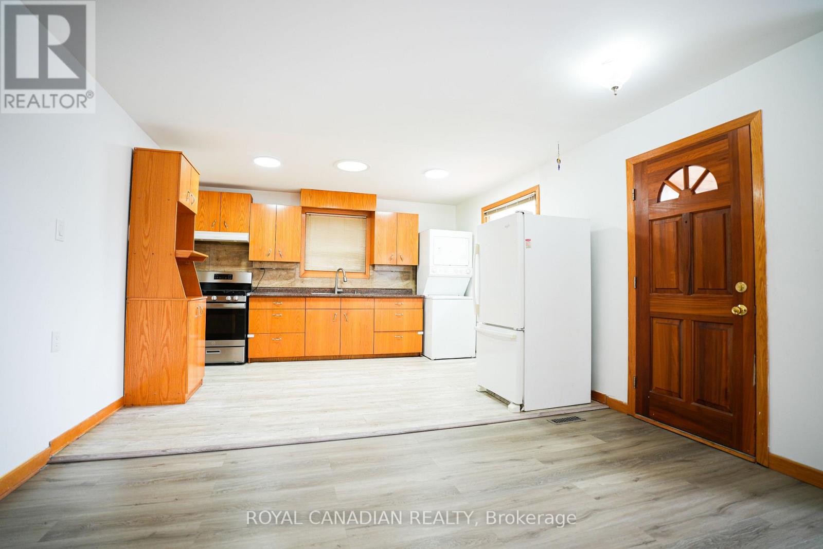 67 Sutherland Avenue, Brampton, Ontario  L6V 2H6 - Photo 9 - W13139680