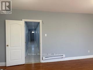 Upper - 938 Bloor Street W, Toronto, Ontario  M6H 1L4 - Photo 11 - W13112318