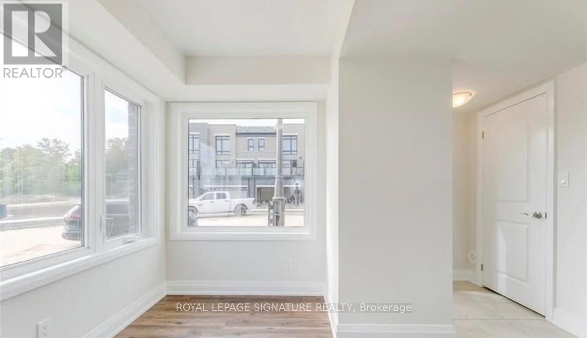 2498 Badger Crescent, Oakville, Ontario  L6M 5M1 - Photo 6 - W13162022