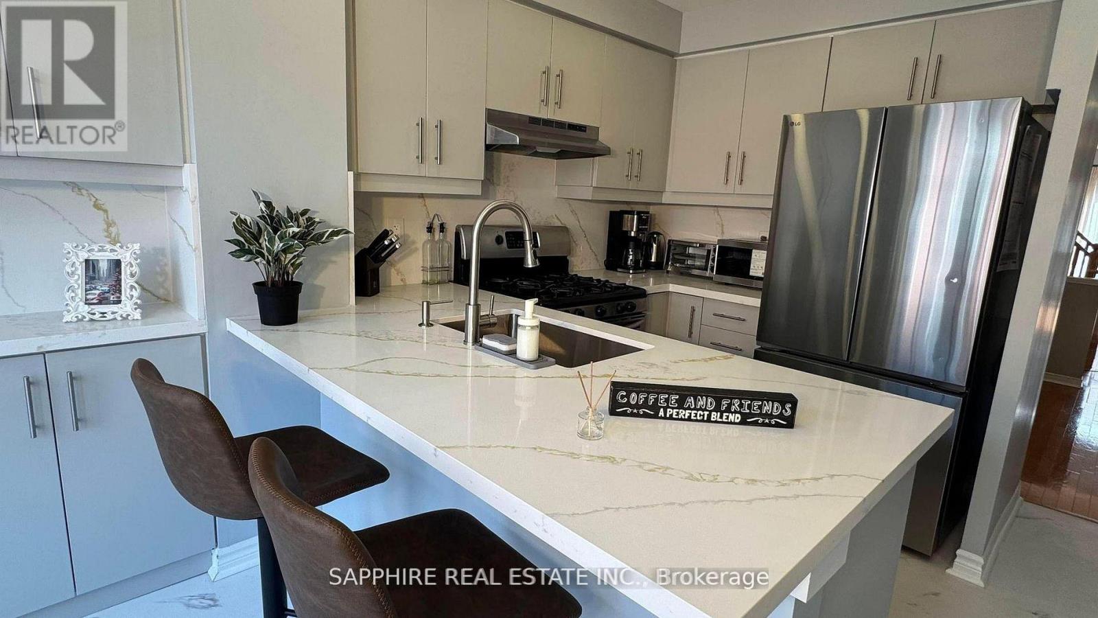 3255 Redpath Circle, Mississauga, Ontario  L5N 8R3 - Photo 6 - W13176714