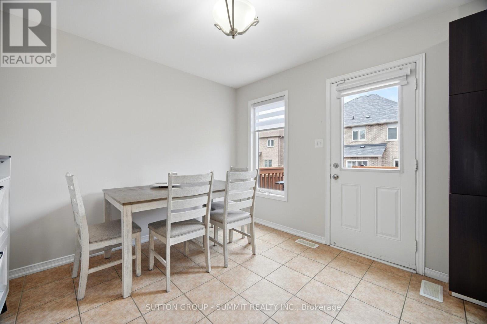 100 Burnstown Circle, Brampton, Ontario  L6P 3M1 - Photo 15 - W13176718