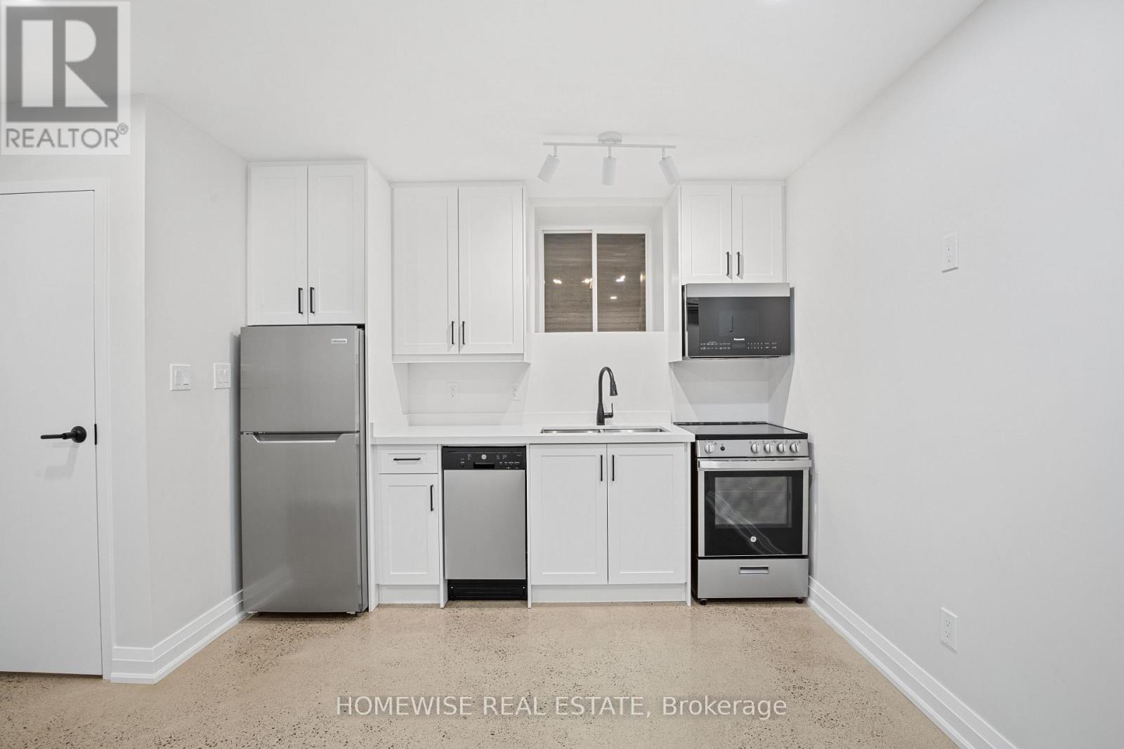 5 - 2563 Dundas Street W, Toronto, Ontario  M6P 1X6 - Photo 16 - W13176734