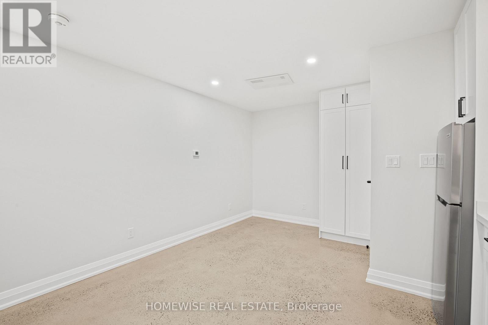 5 - 2563 Dundas Street W, Toronto, Ontario  M6P 1X6 - Photo 7 - W13176734