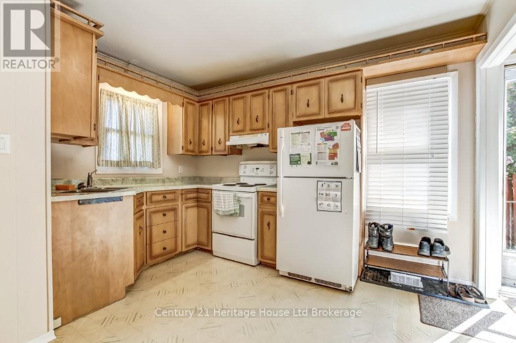 348 Parkinson Road, Woodstock, Ontario N4S 2N6 - Photo 5 - X13176900