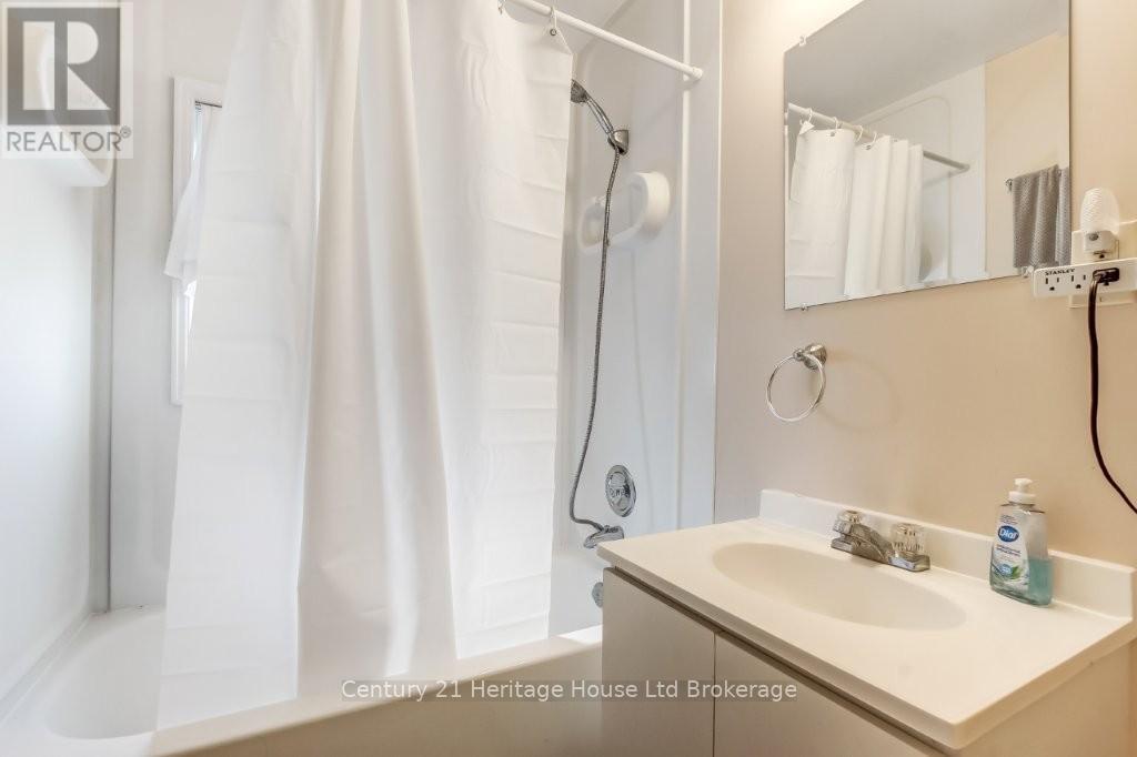 348 Parkinson Road, Woodstock, Ontario N4S 2N6 - Photo 8 - X13176900
