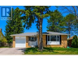 672 NORMAN AVENUE, North Bay, Ontario