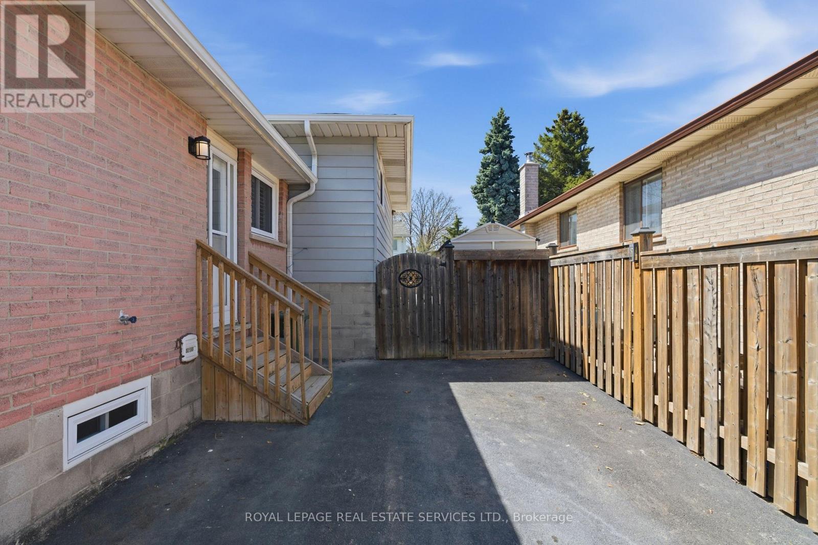 341 Rexford Drive, Hamilton, Ontario  L8W 1W2 - Photo 23 - X13176664