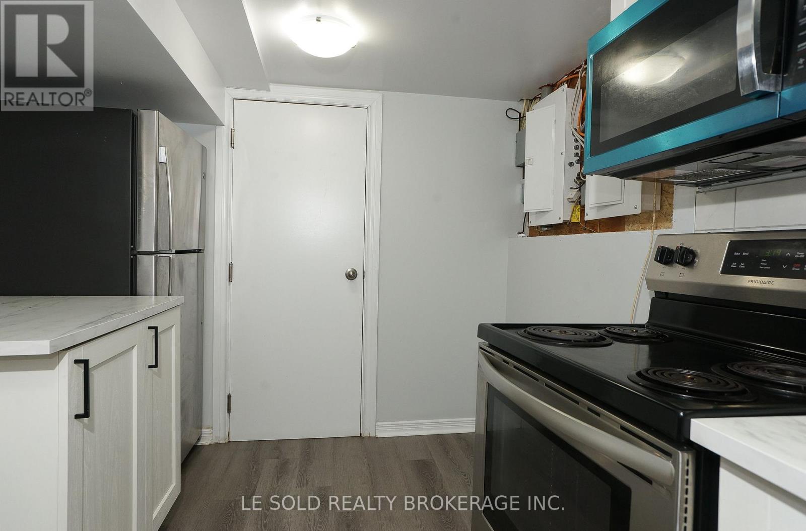 Lower Unit - 1653 Milestone Road, London North, Ontario  N5X 2E8 - Photo 5 - X13176700