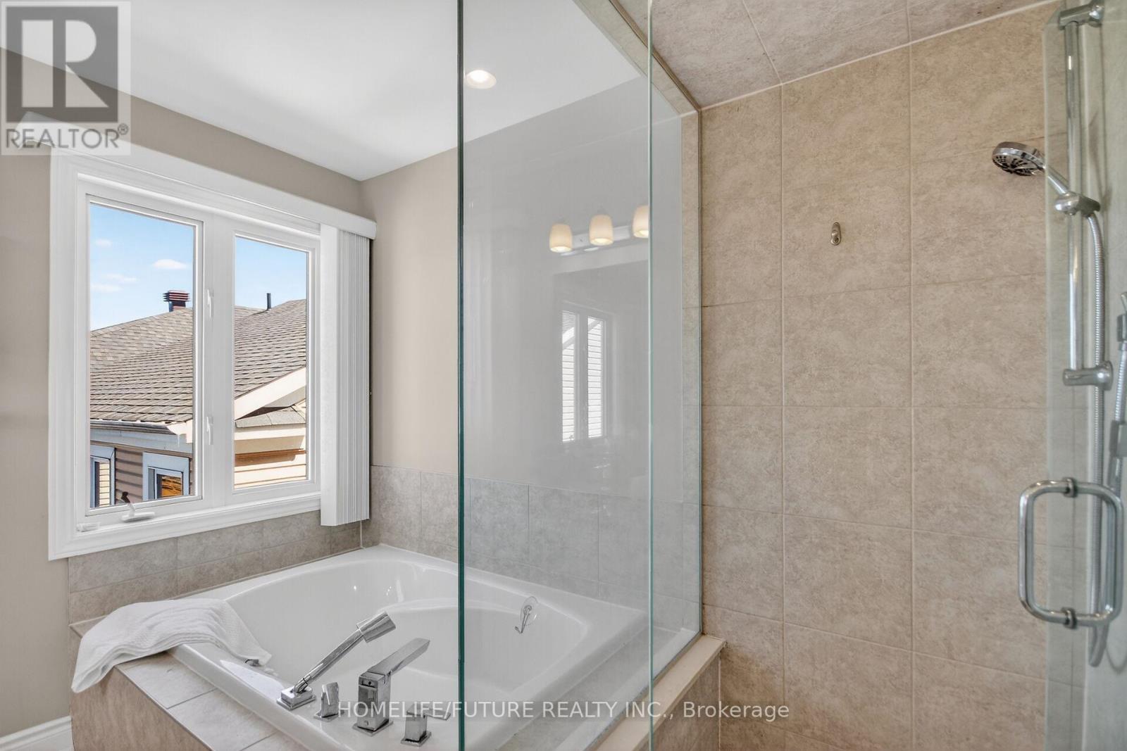 644 Dundonald Drive, Ottawa, Ontario  K2J 6C6 - Photo 9 - X13176732
