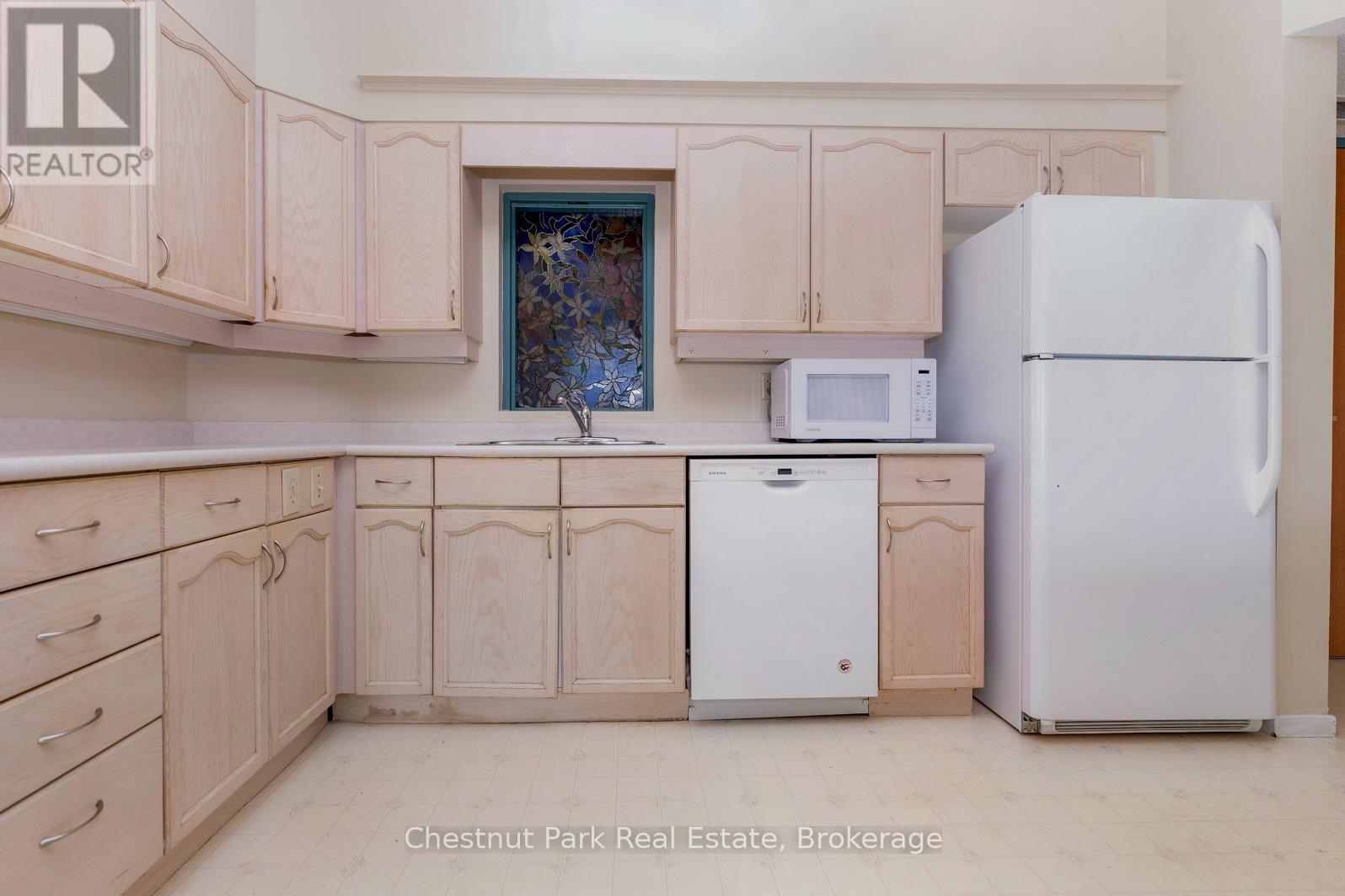 204 - 49 Raglan Street, Collingwood, Ontario  L9Y 4X1 - Photo 6 - S13177060