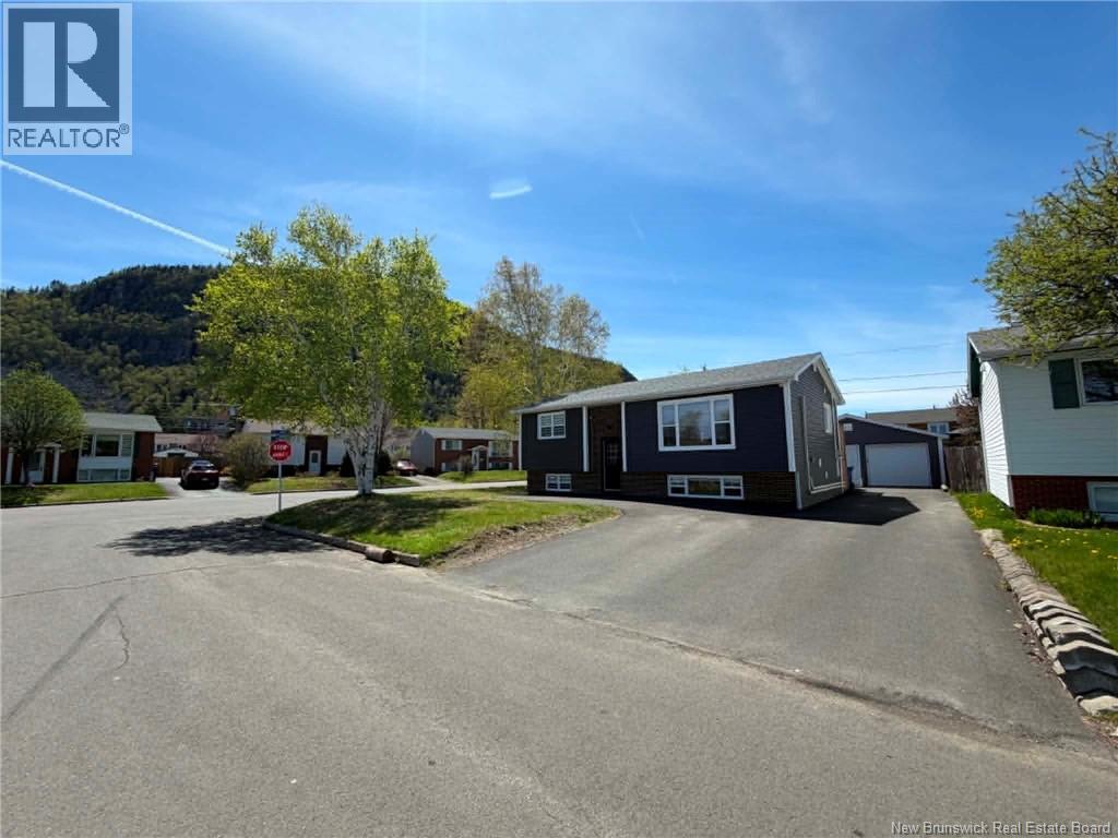 15 Kimberly Court, Campbellton, New Brunswick  E3N 3M4 - Photo 4 - NB140373