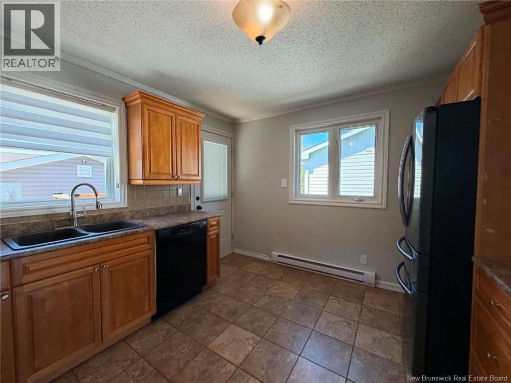 15 Kimberly Court, Campbellton, New Brunswick  E3N 3M4 - Photo 31 - NB140373