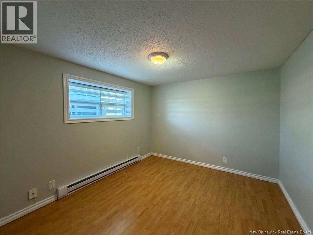 15 Kimberly Court, Campbellton, New Brunswick  E3N 3M4 - Photo 37 - NB140373
