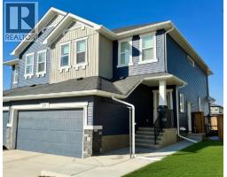 28 Aster Link, Okotoks, Alberta
