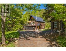 157 CHALET CRESCENT, Huntsville, Ontario