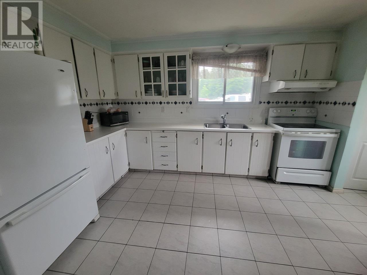 218b Ottawa Ave, Elliot Lake, Ontario  P5A 2N4 - Photo 6 - SM261189