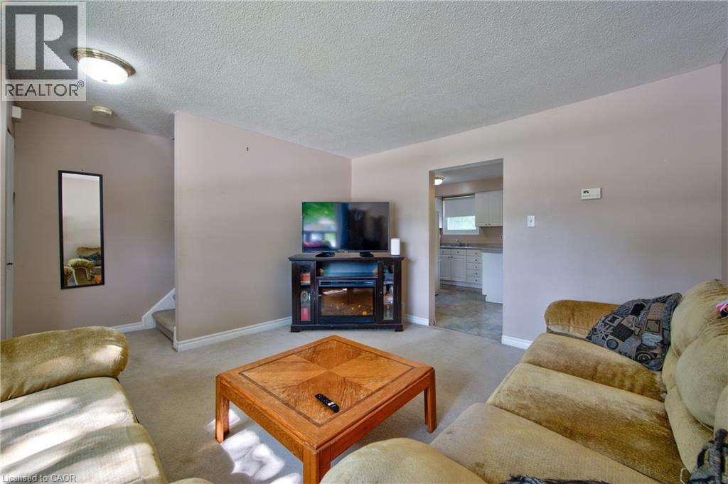 57 Clemens Avenue, Cambridge, Ontario  N3C 2W6 - Photo 7 - 40831124