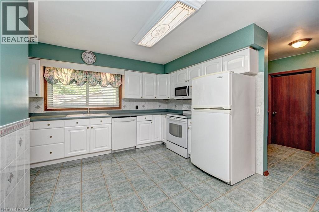 132 Forest Hill Drive, Kitchener, Ontario  N2M 4G3 - Photo 15 - 40832145