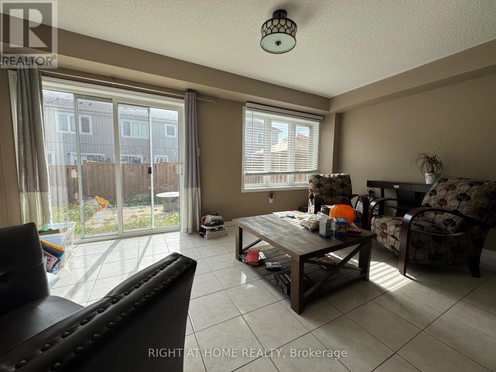 36 Farmstead Dr Drive, Clarington, Ontario  L1C 0K9 - Photo 20 - E13176332