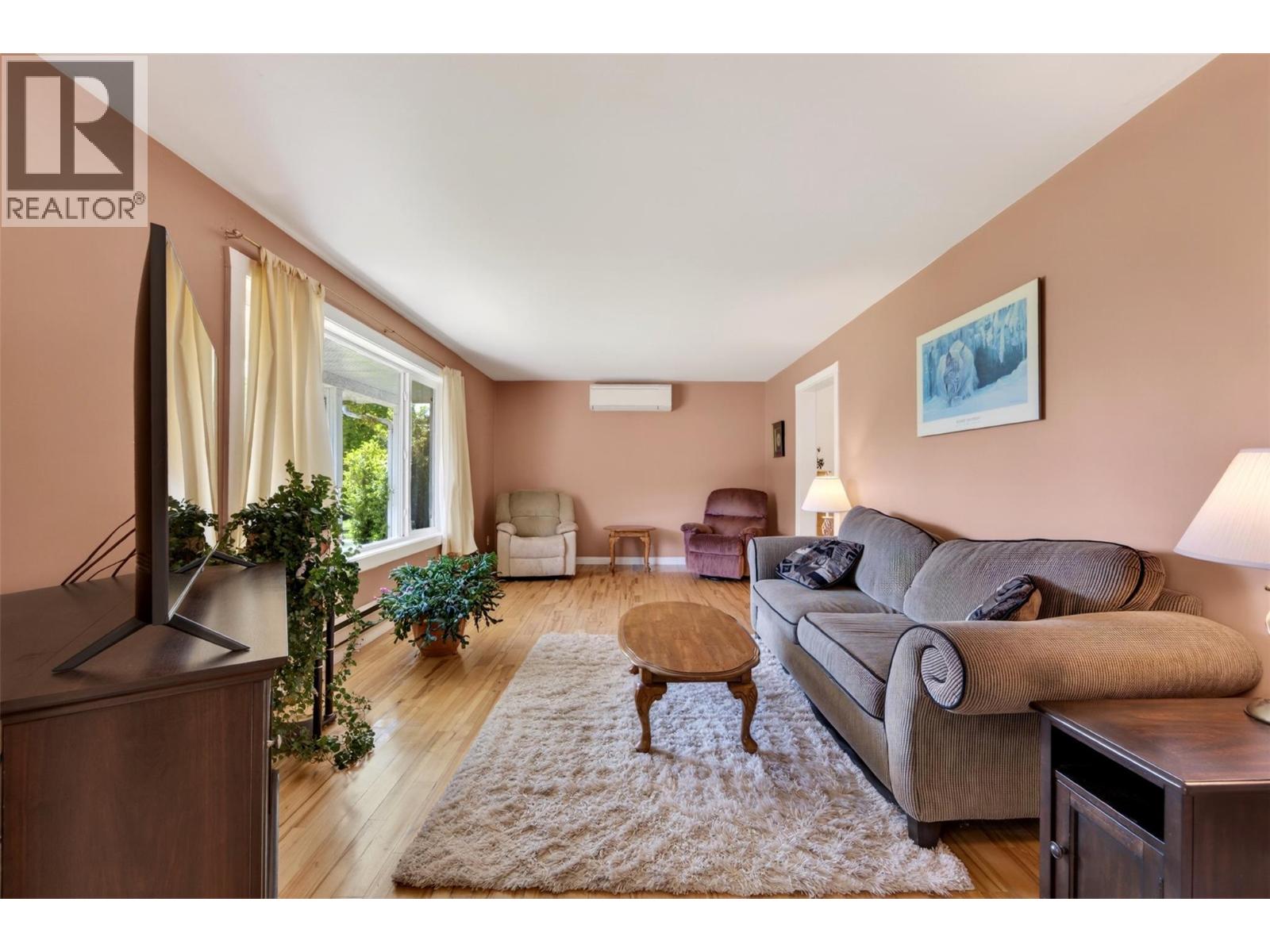3865 Bonnington Road, Nelson, British Columbia  V0G 2G3 - Photo 5 - 10388926