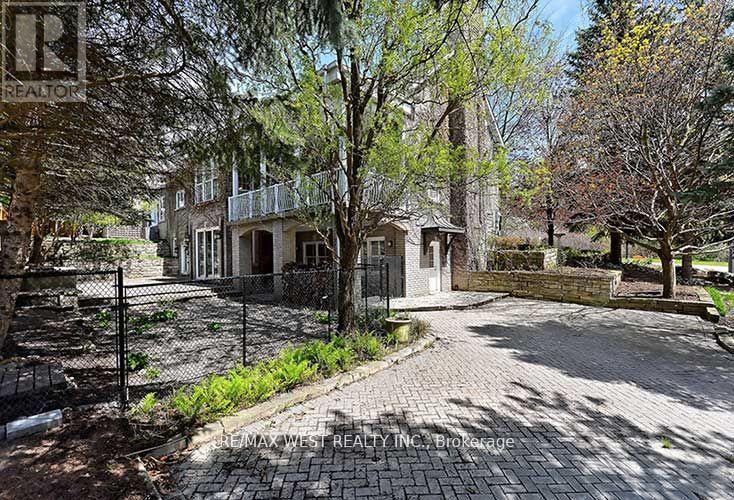 5 Humberview Drive, Vaughan, Ontario  L4H 1B1 - Photo 38 - N13172040
