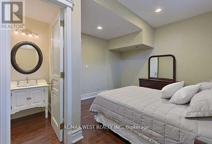 5 Humberview Drive, Vaughan, Ontario  L4H 1B1 - Photo 31 - N13172040