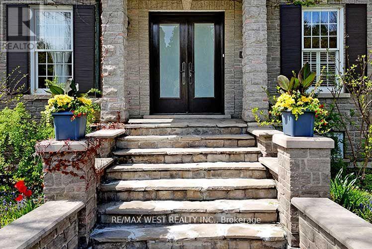 5 Humberview Drive, Vaughan, Ontario  L4H 1B1 - Photo 8 - N13172040