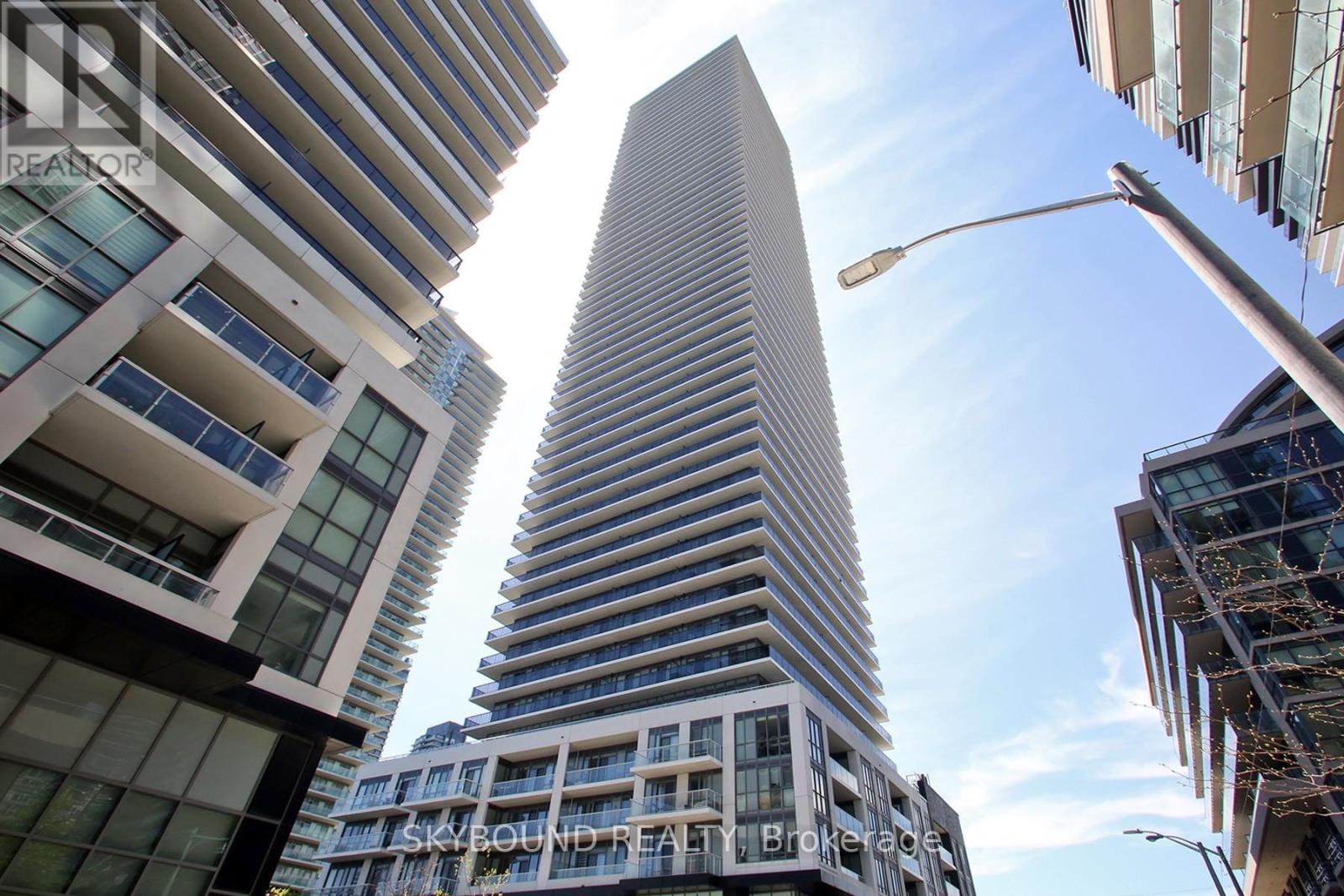 610 - 70 ANNIE CRAIG DRIVE, Toronto, Ontario