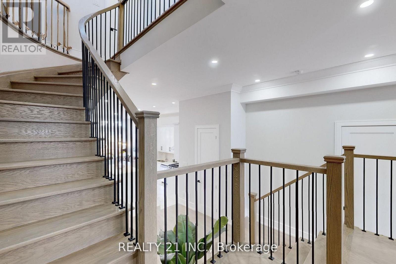 15 Malta Street, Toronto, Ontario  M1N 2L2 - Photo 20 - E13166696