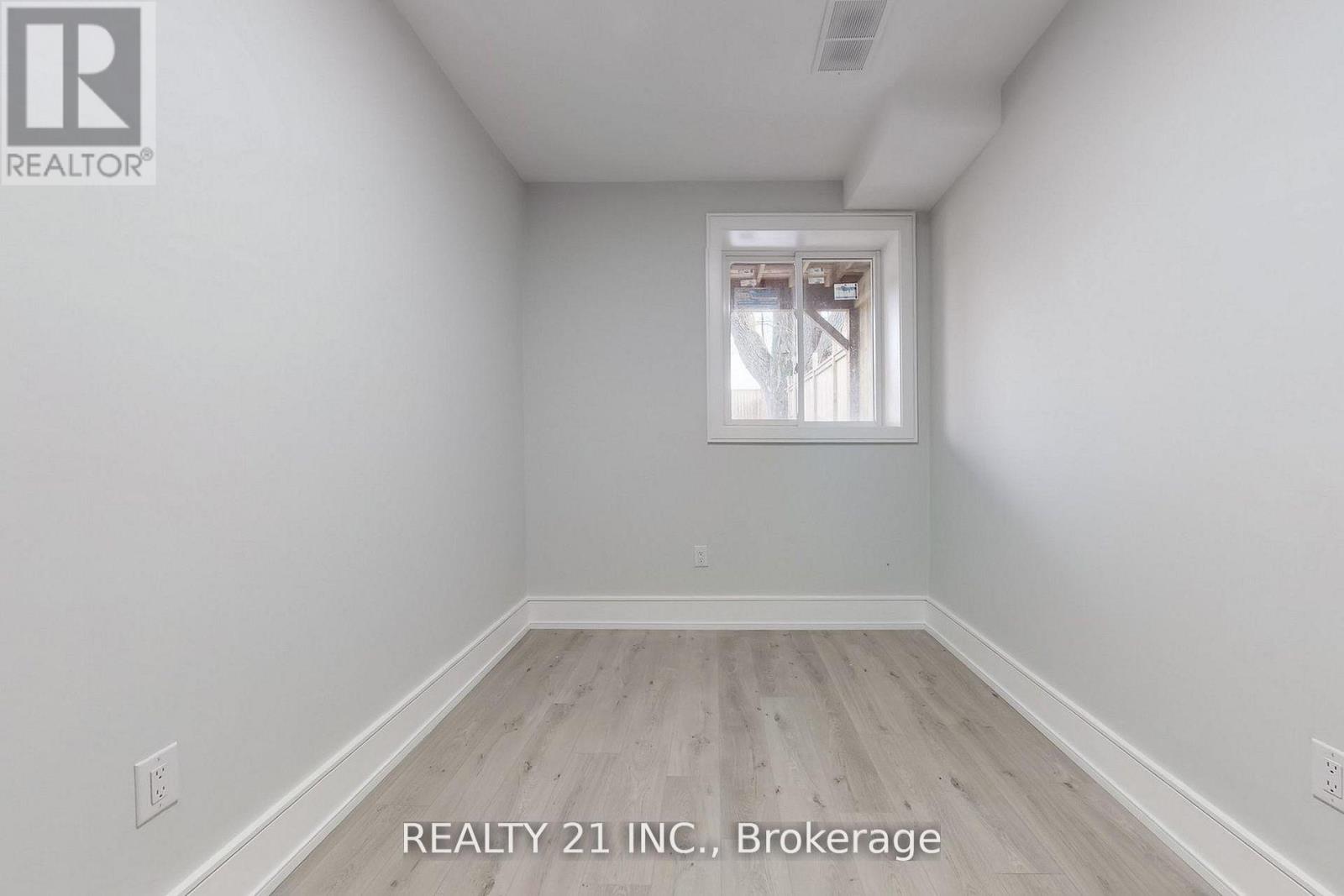 15 Malta Street, Toronto, Ontario  M1N 2L2 - Photo 36 - E13166696