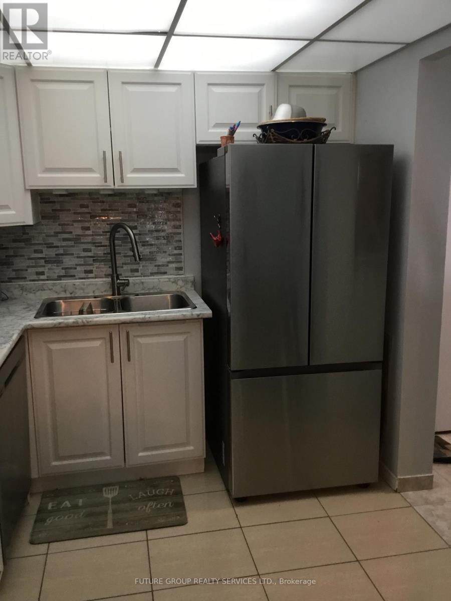 2101 - 145 Hillcrest Avenue, Mississauga, Ontario  L5B 3Z1 - Photo 12 - W13172262