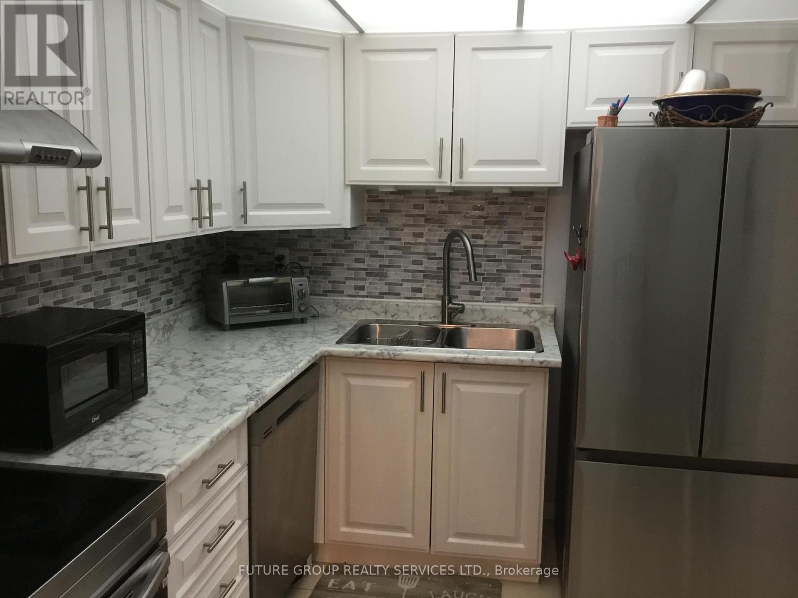 2101 - 145 Hillcrest Avenue, Mississauga, Ontario  L5B 3Z1 - Photo 10 - W13172262