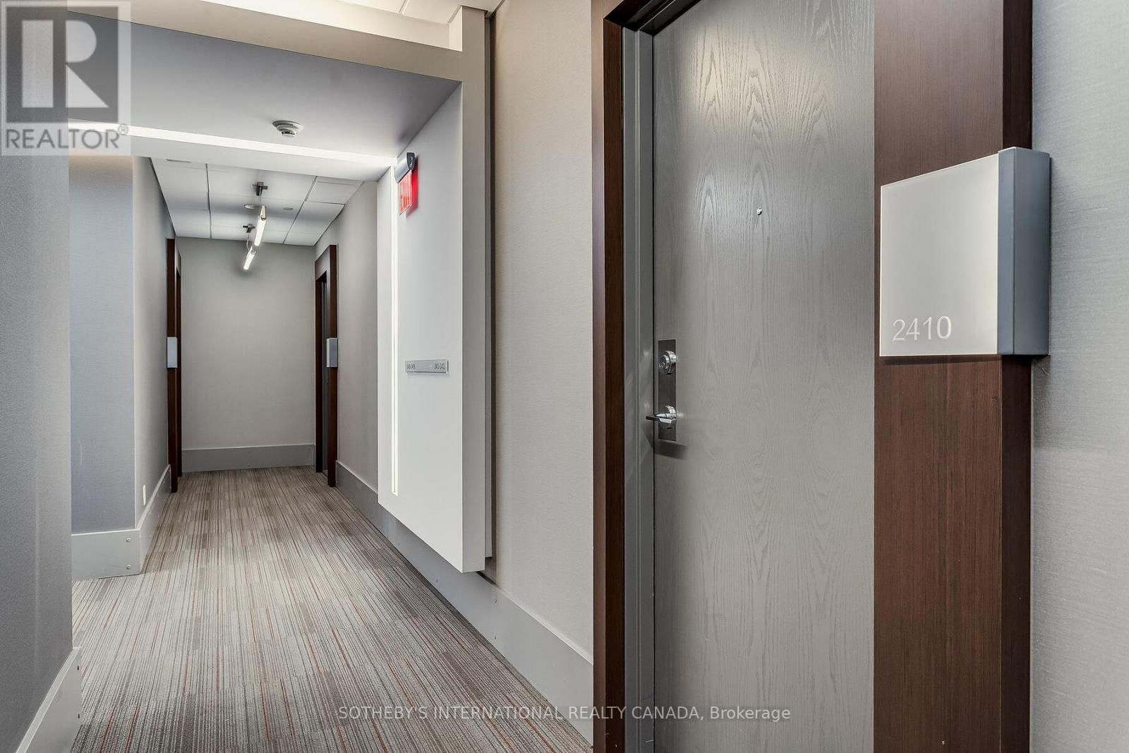 2410 - 21 Widmer Street, Toronto, Ontario  M5V 2E8 - Photo 11 - C13176980