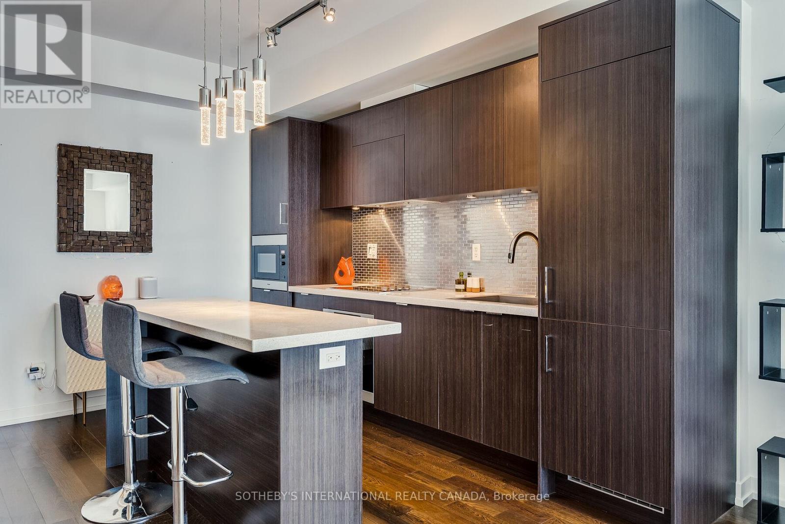 2410 - 21 Widmer Street, Toronto, Ontario  M5V 2E8 - Photo 19 - C13176980