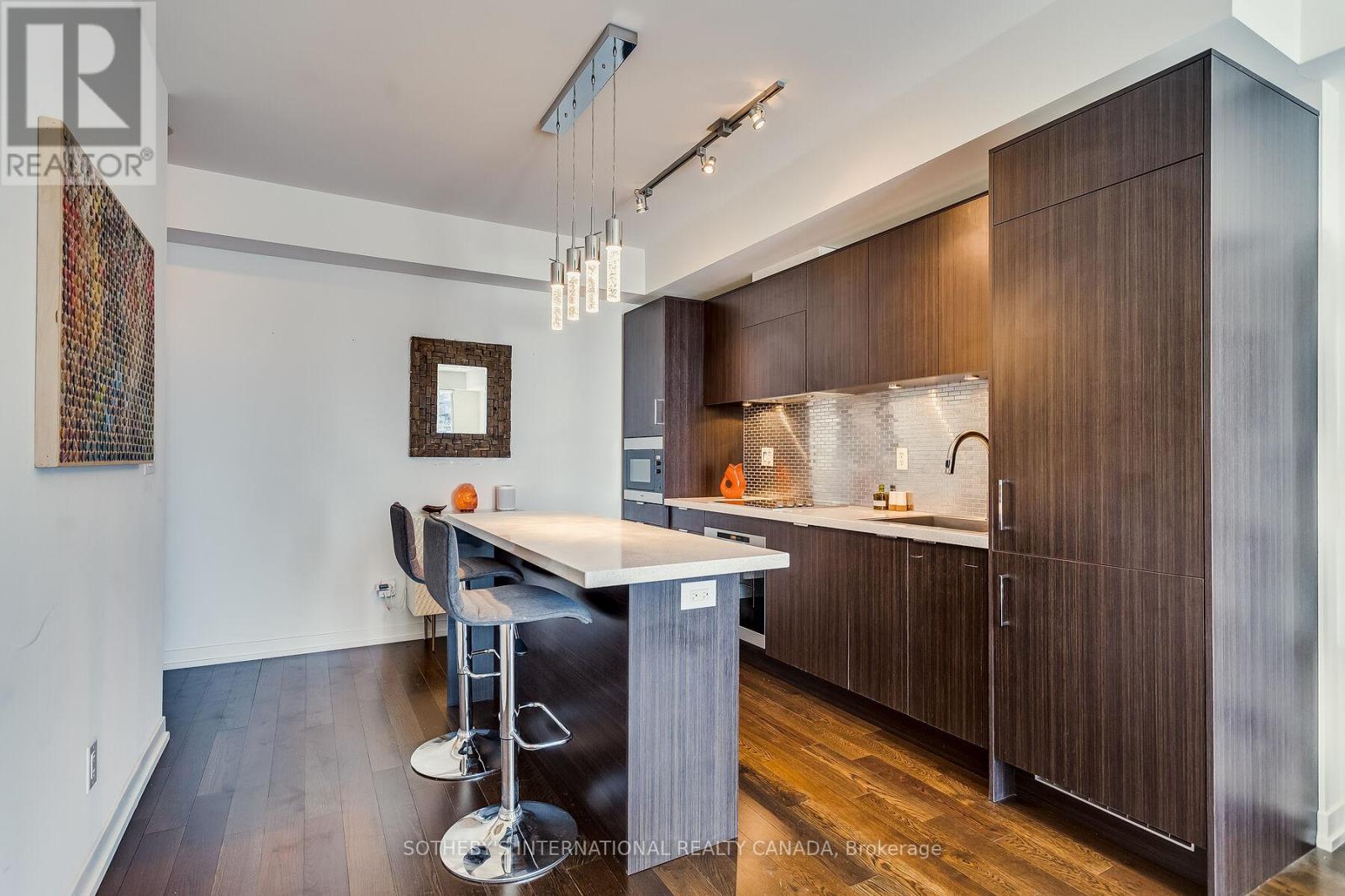 2410 - 21 Widmer Street, Toronto, Ontario  M5V 2E8 - Photo 20 - C13176980