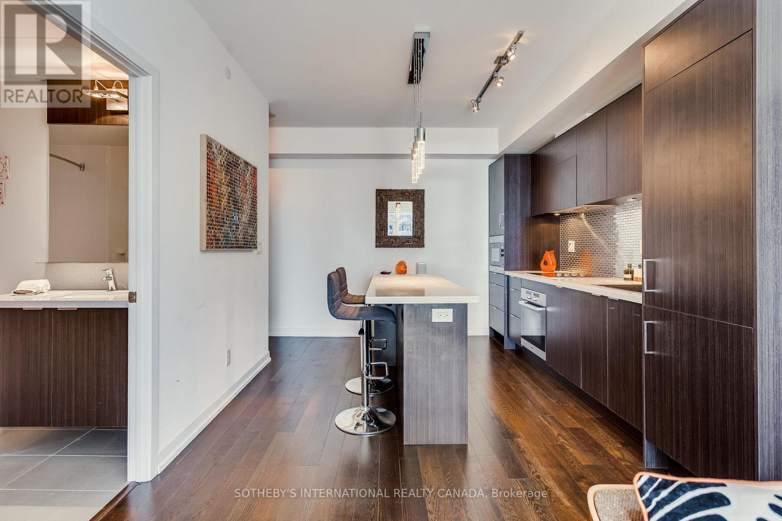 2410 - 21 Widmer Street, Toronto, Ontario  M5V 2E8 - Photo 21 - C13176980