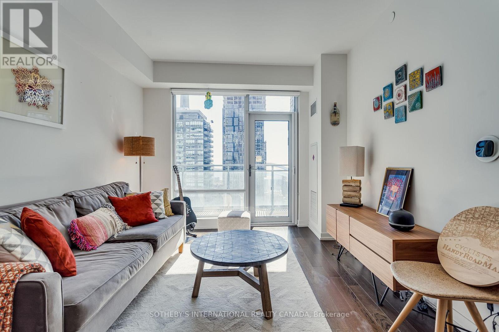 2410 - 21 Widmer Street, Toronto, Ontario  M5V 2E8 - Photo 26 - C13176980