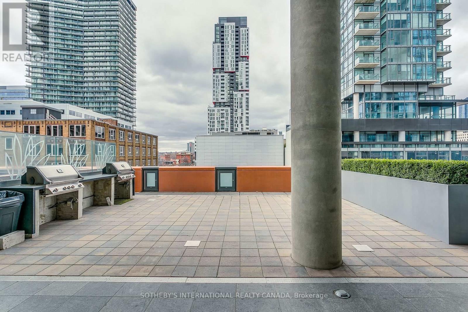 2410 - 21 Widmer Street, Toronto, Ontario  M5V 2E8 - Photo 43 - C13176980