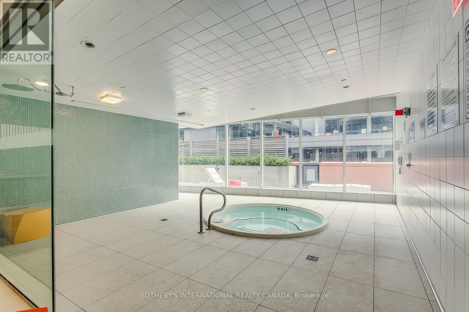 2410 - 21 Widmer Street, Toronto, Ontario  M5V 2E8 - Photo 49 - C13176980