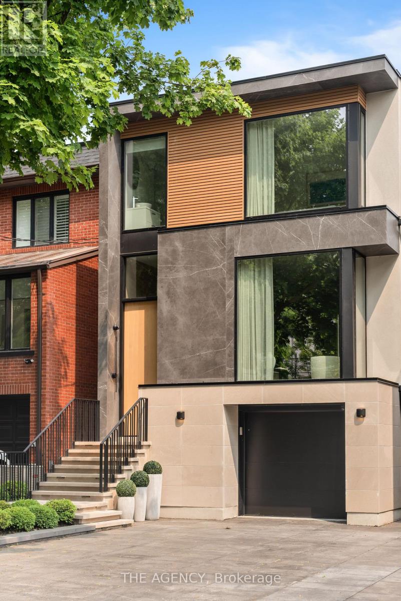 126 SHERWOOD AVENUE, Toronto, Ontario