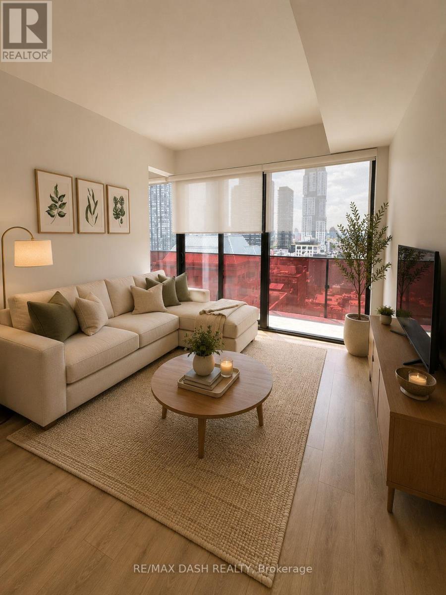 1502 - 215 QUEEN STREET W, Toronto, Ontario