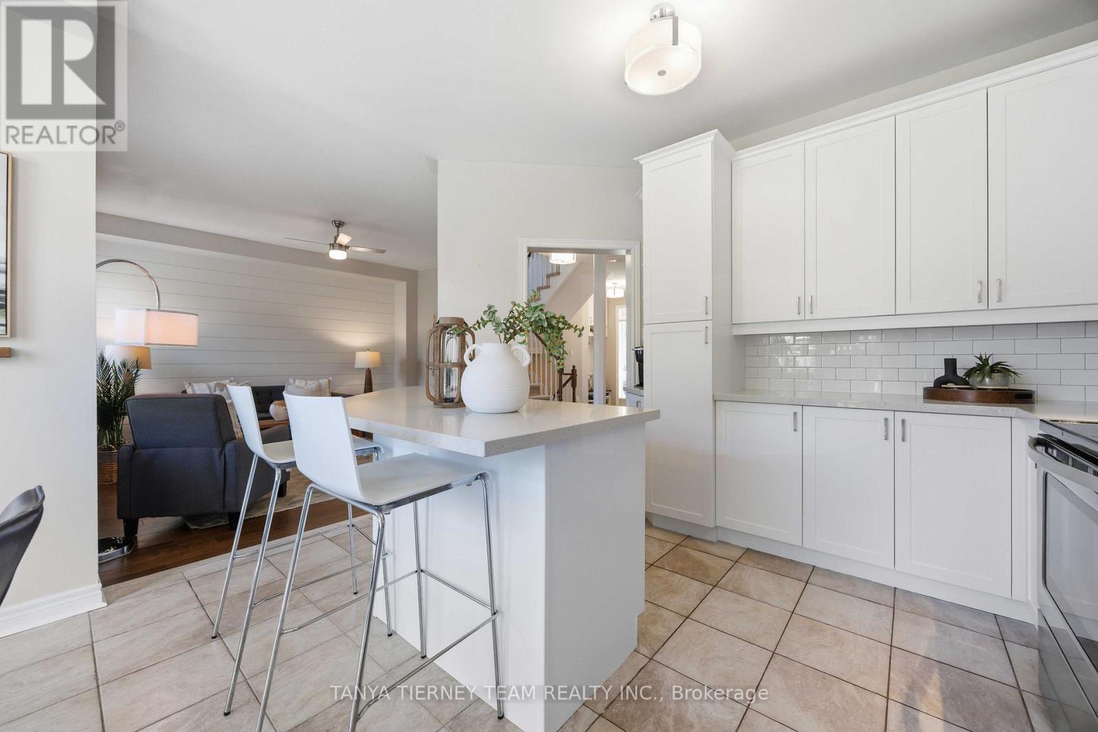 9 Penhurst Drive, Whitby, Ontario  L1M 2C8 - Photo 20 - E13176844