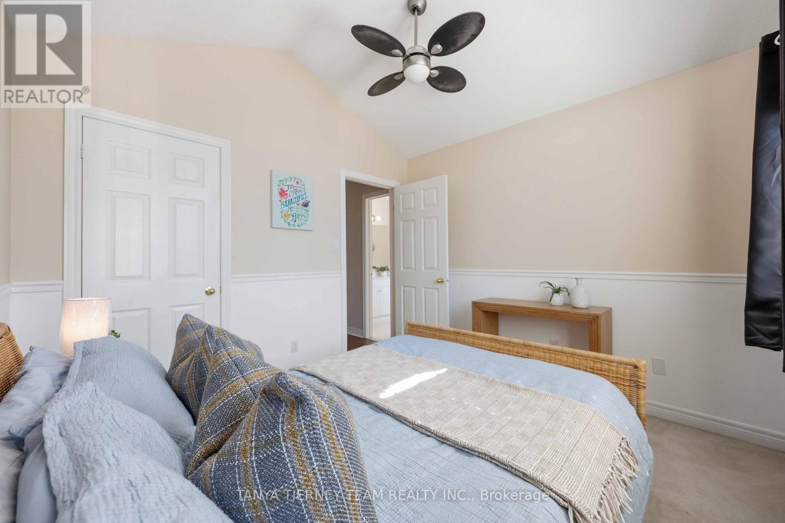 9 Penhurst Drive, Whitby, Ontario  L1M 2C8 - Photo 35 - E13176844