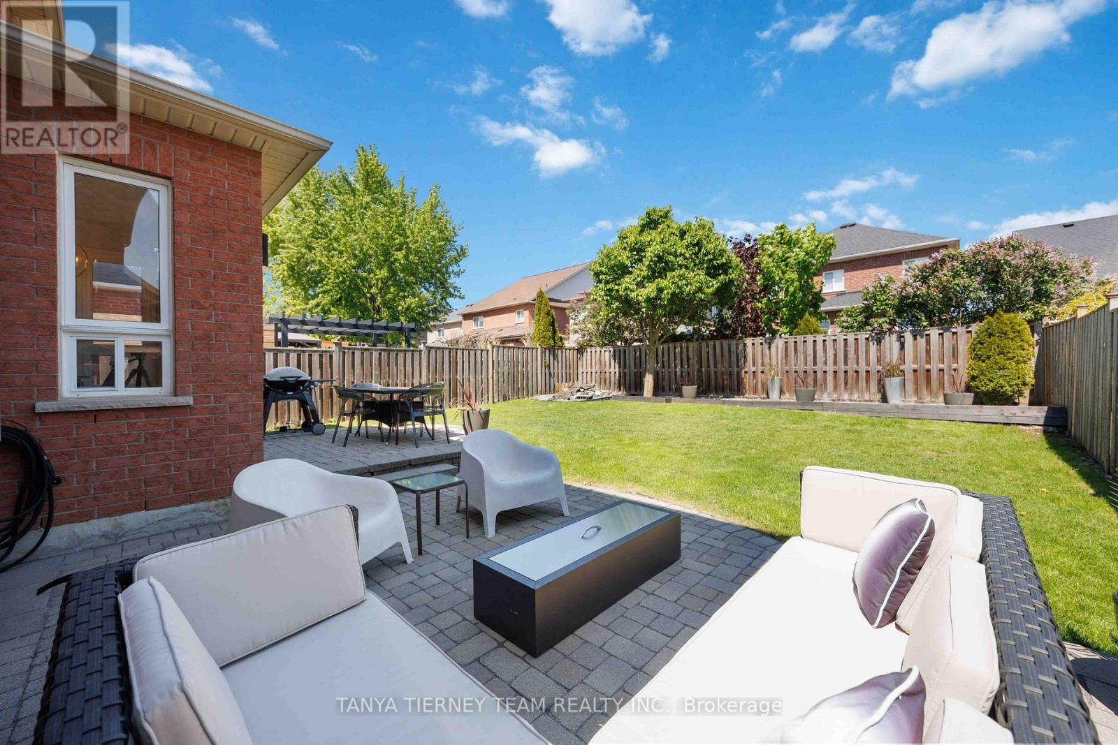 9 Penhurst Drive, Whitby, Ontario  L1M 2C8 - Photo 43 - E13176844