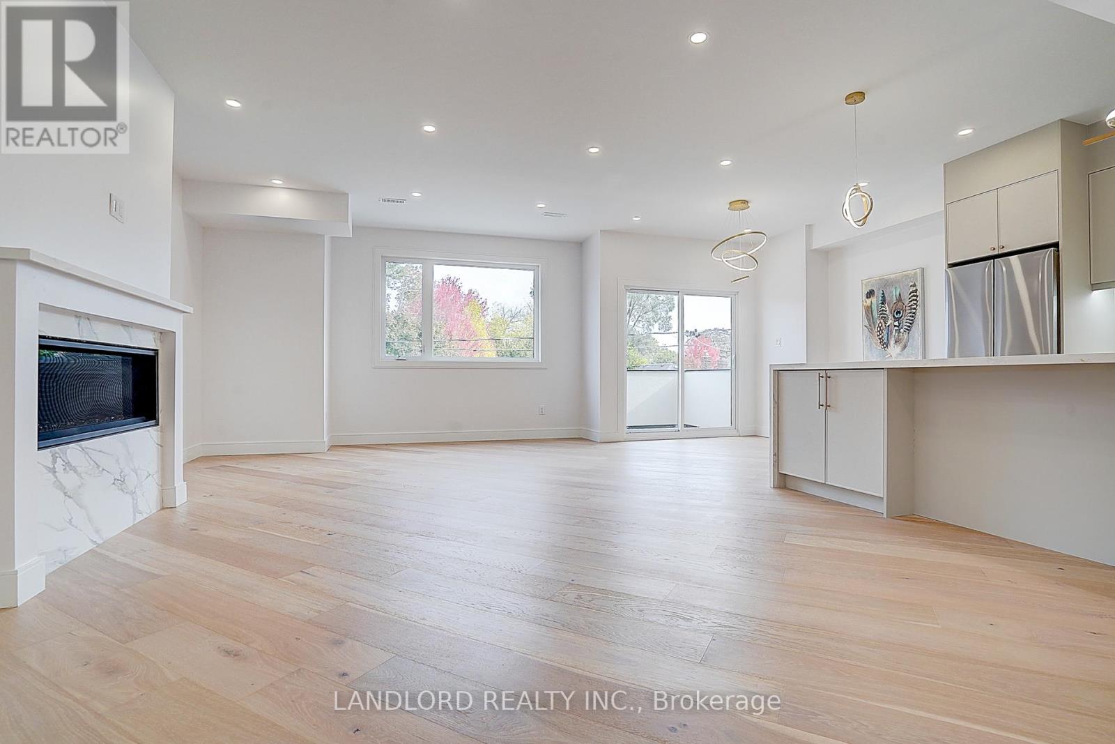 Unit 2 - 1344 Pape Avenue, Toronto, Ontario  M4K 3X2 - Photo 6 - E13177036
