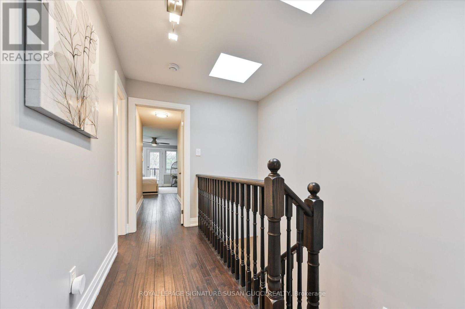 2833 St. Clair Avenue E, Toronto, Ontario  M4B 1N3 - Photo 22 - E13177072